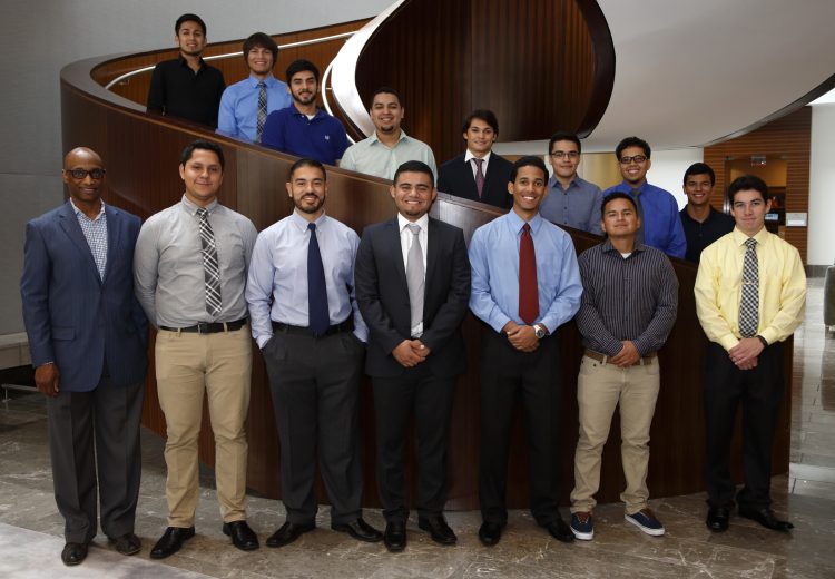 Finding Scholarships For Hispanics and Latinos